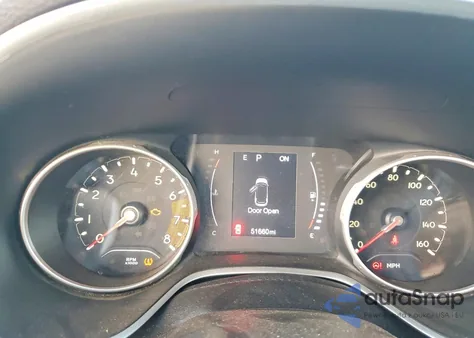 2020 Jeep Compass Latitude z USA, uszkodzony, nr VIN 3C4NJDBB4LT131982